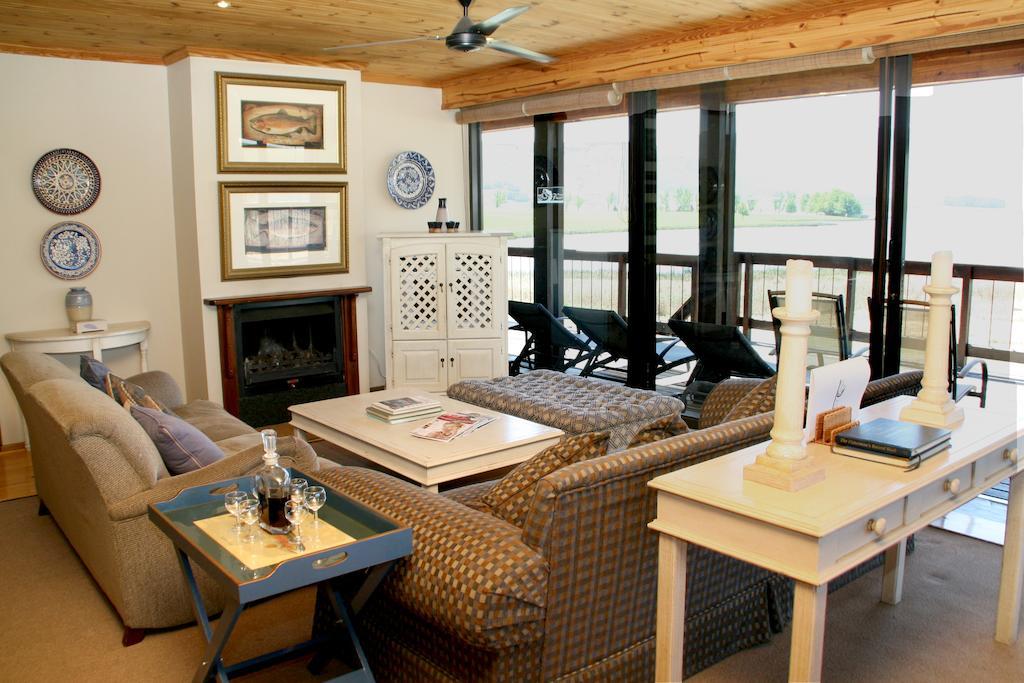 Sani Valley Nature Lodges Himeville Zimmer foto